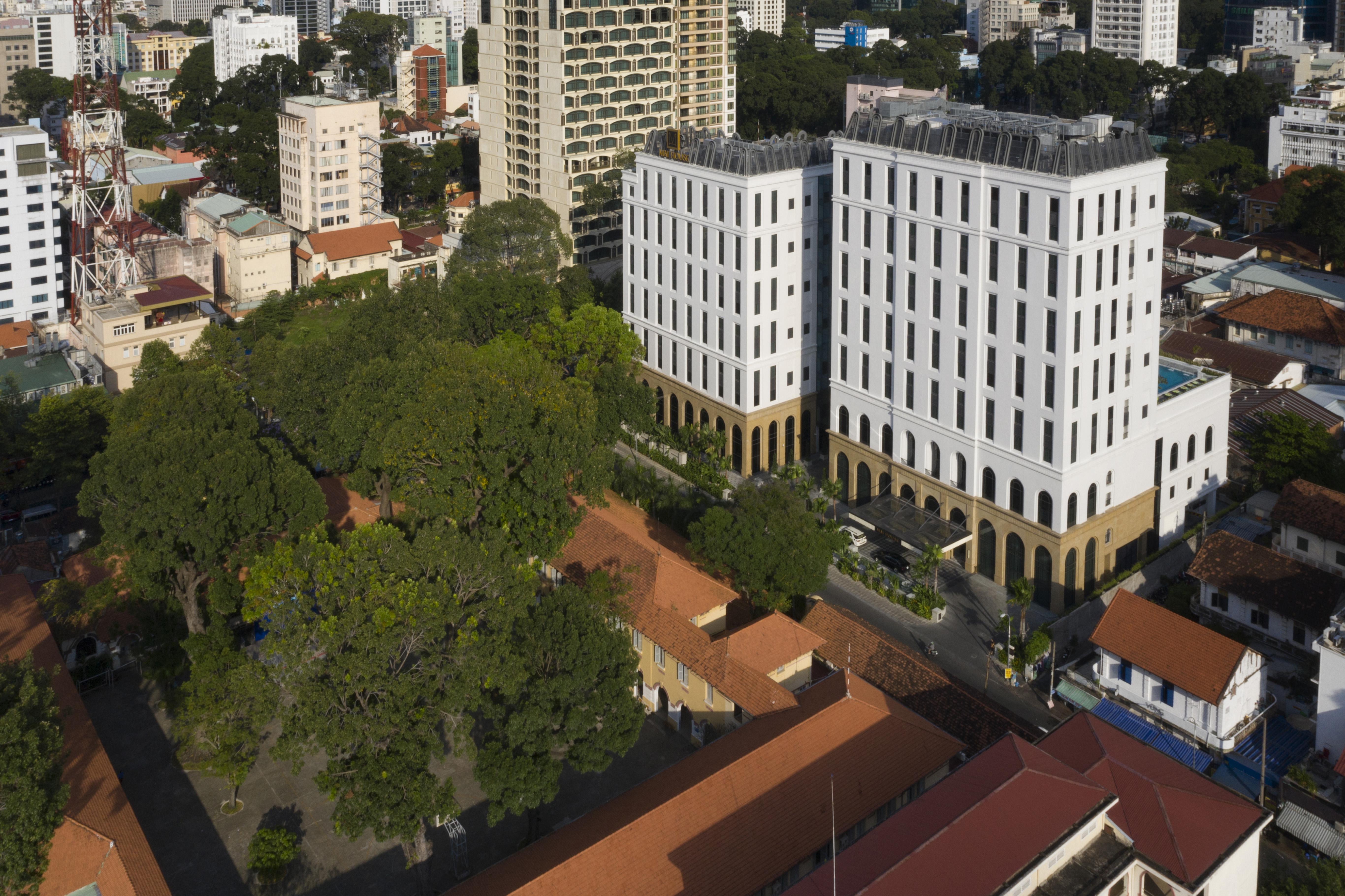 Mai House Saigon Hotel Хошимин Екстериор снимка The proposed hotel