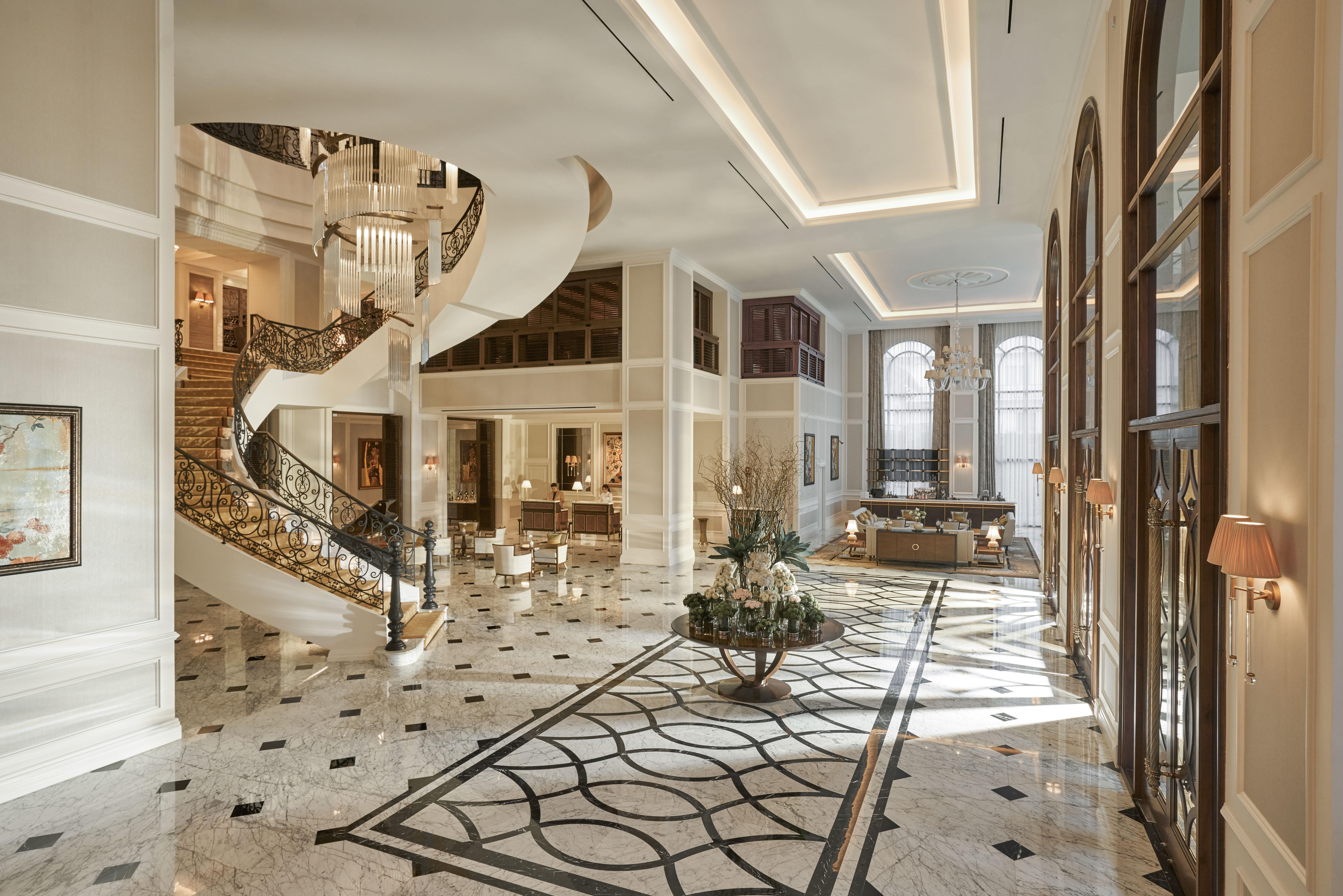 Mai House Saigon Hotel Хошимин Екстериор снимка The lobby of the hotel