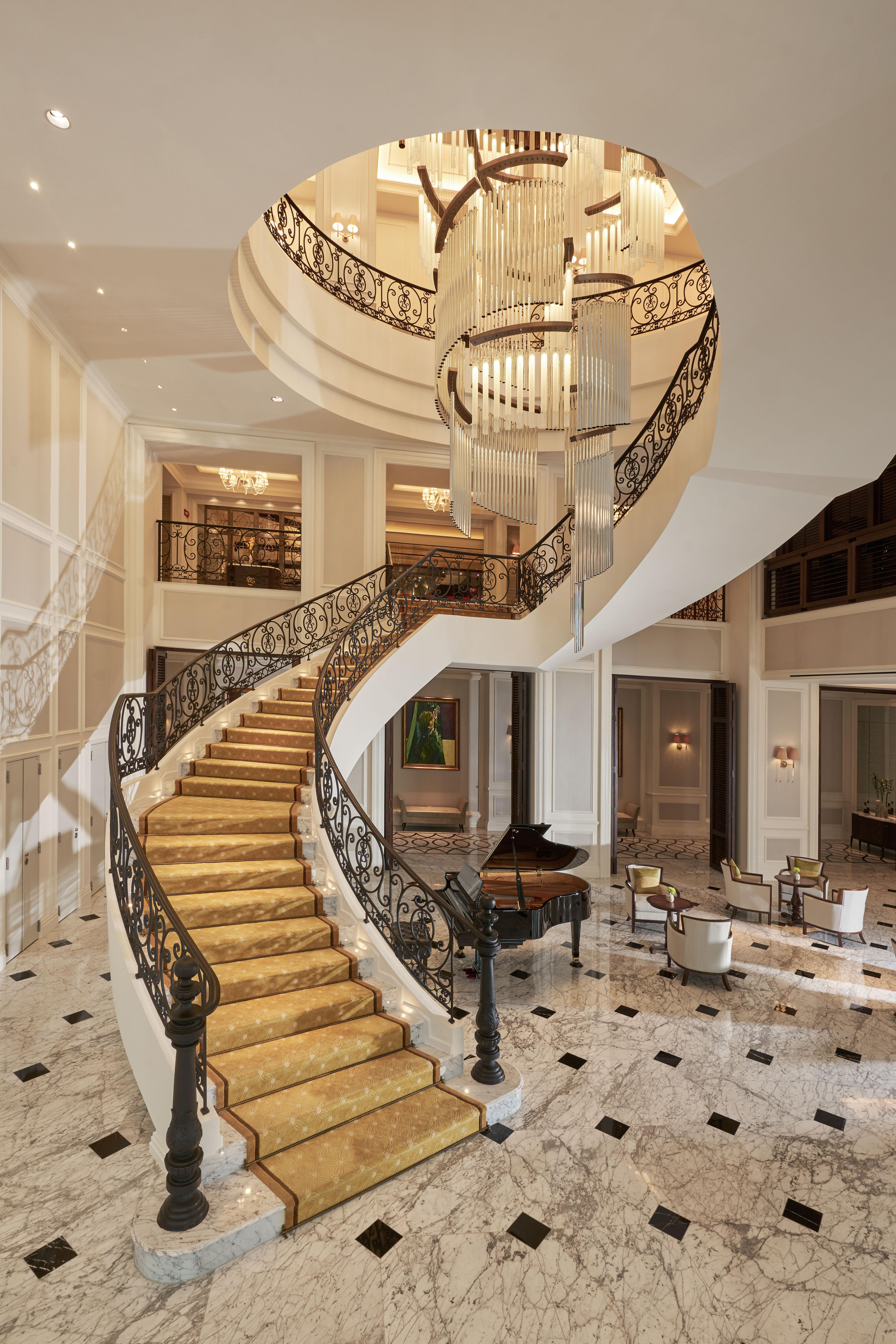 Mai House Saigon Hotel Хошимин Екстериор снимка The lobby of the hotel