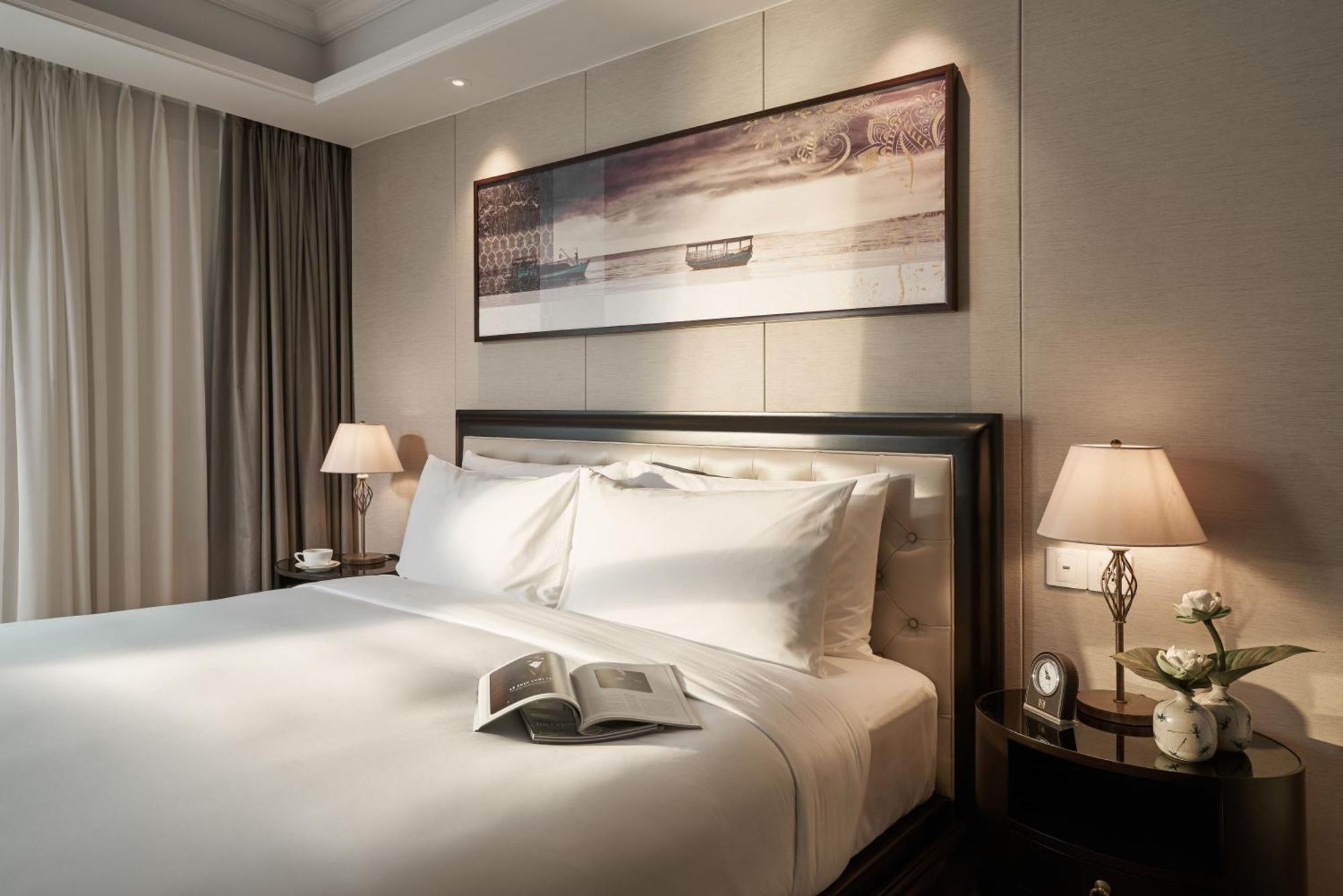 Mai House Saigon Hotel Хошимин Екстериор снимка