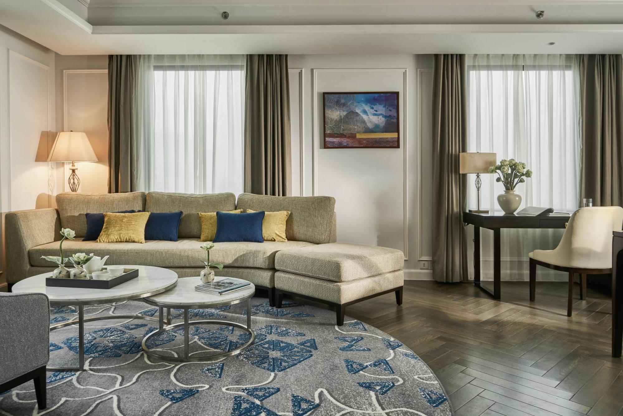 Mai House Saigon Hotel Хошимин Екстериор снимка